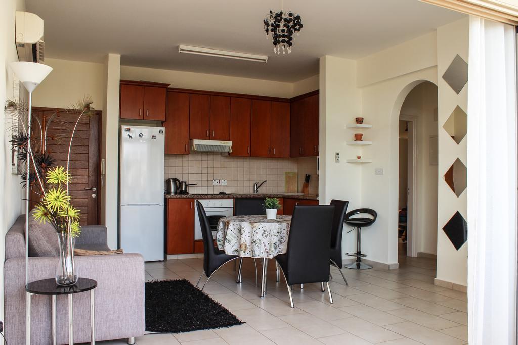 King'S Gardens Apartment Paphos Eksteriør billede
